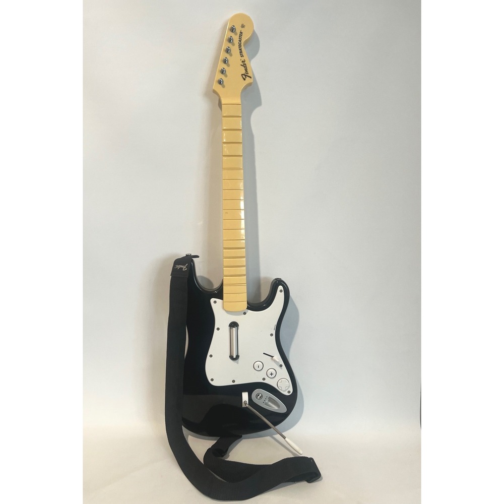 Rock Band Fender Stratocaster Wireless Guitar Wii 19091 Harmonix Controller Used